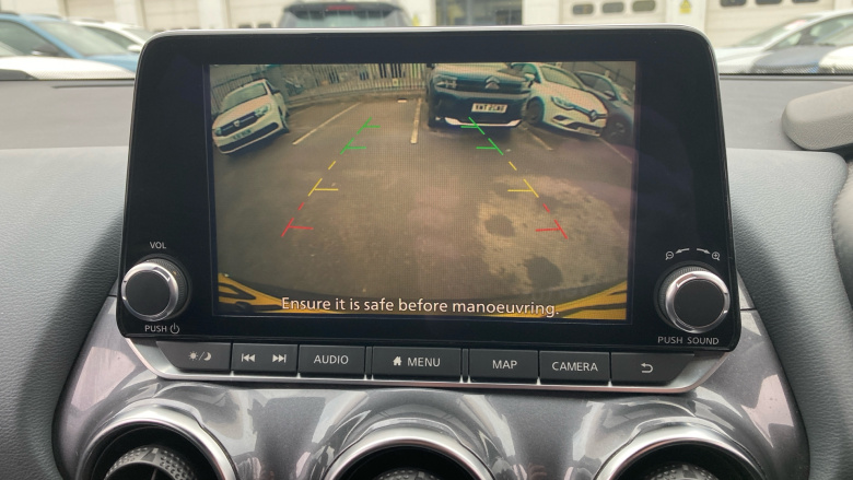 Nissan Juke 1.0 DiG-T 114 N-Connecta 5dr DCT Petrol Hatchback